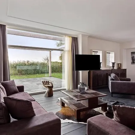 Landgoed Hermitage - Euphoria - Xxl Zwemspa - Max 10 Personen Ouddorp