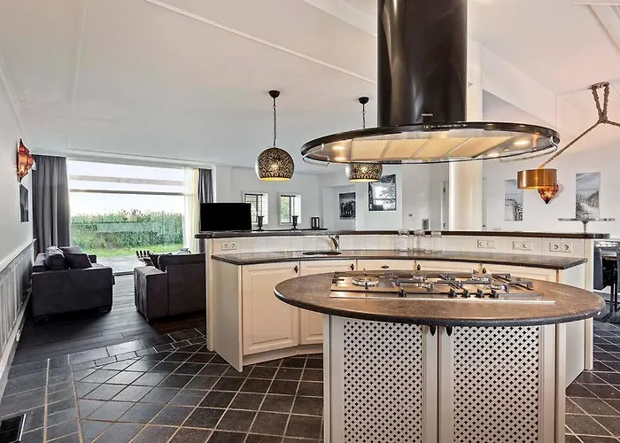 Landgoed Hermitage - Euphoria - Xxl Zwemspa - Max 10 Personen * Ouddorp